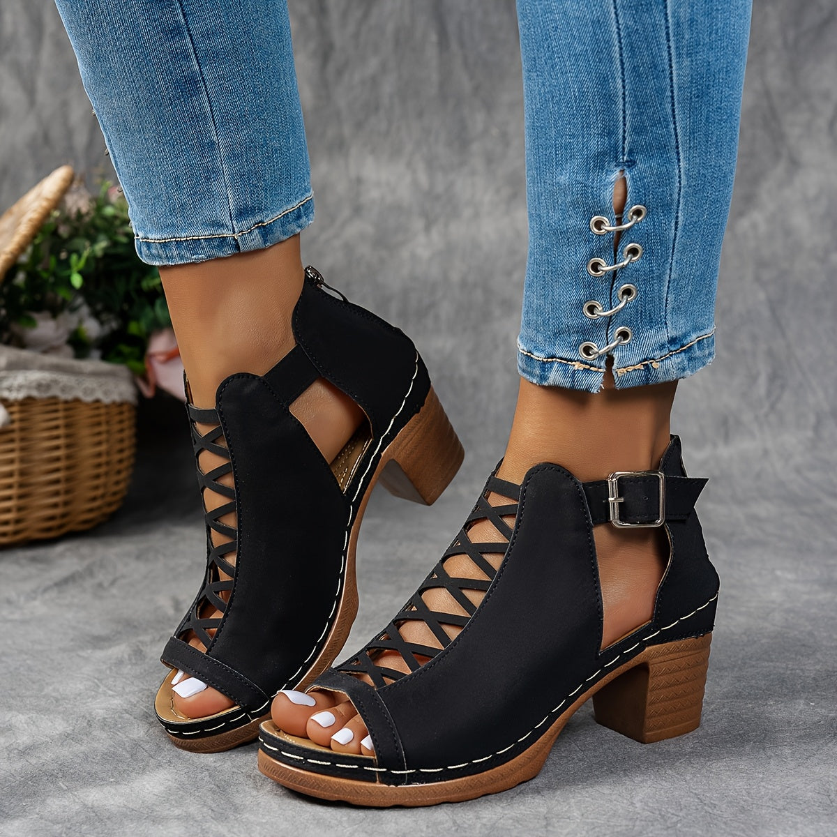 Nessaâ„¢ Lattice-Heel Sandals