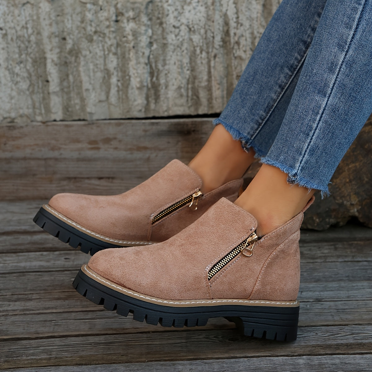 Valenne™ – Stylish and Comfortable Damboots with Zipper